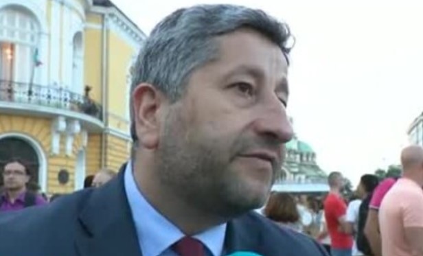 Коалицията Ориент експрес както ние я наричаме се опитва да